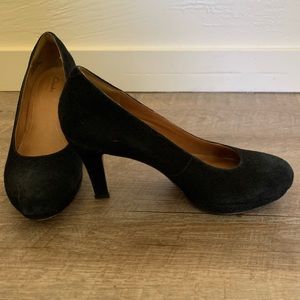 7.5 Comfy and Chic Black Suede Pumps
